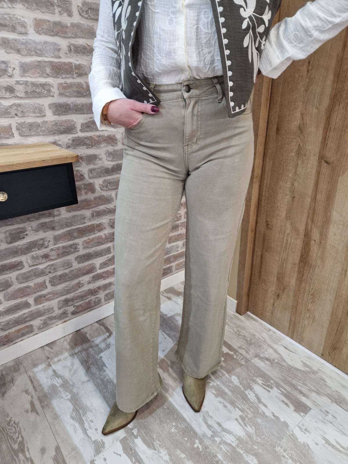 Jean Wide Leg beige