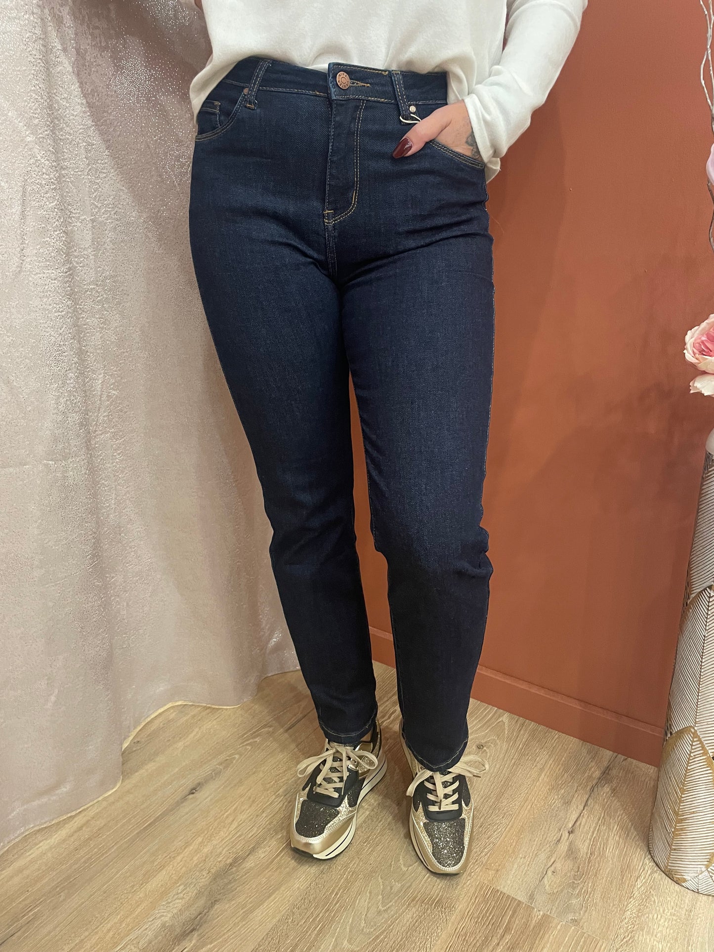 Jean straight