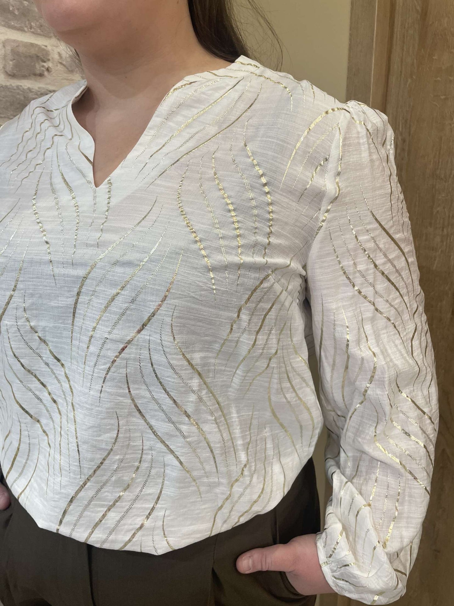 Blouse blanche et dorée CURVE