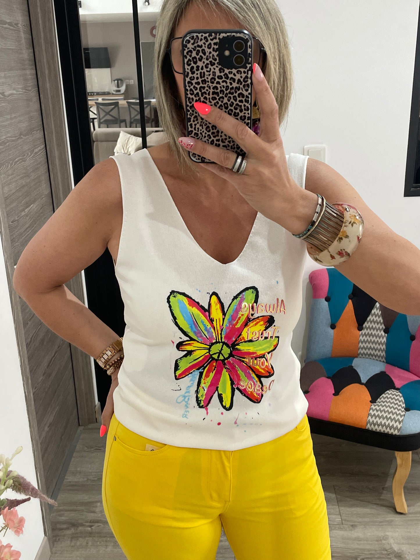 Top sans manche peace couleur