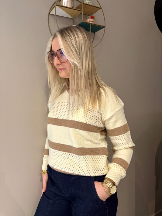 Pull beige ajouré
