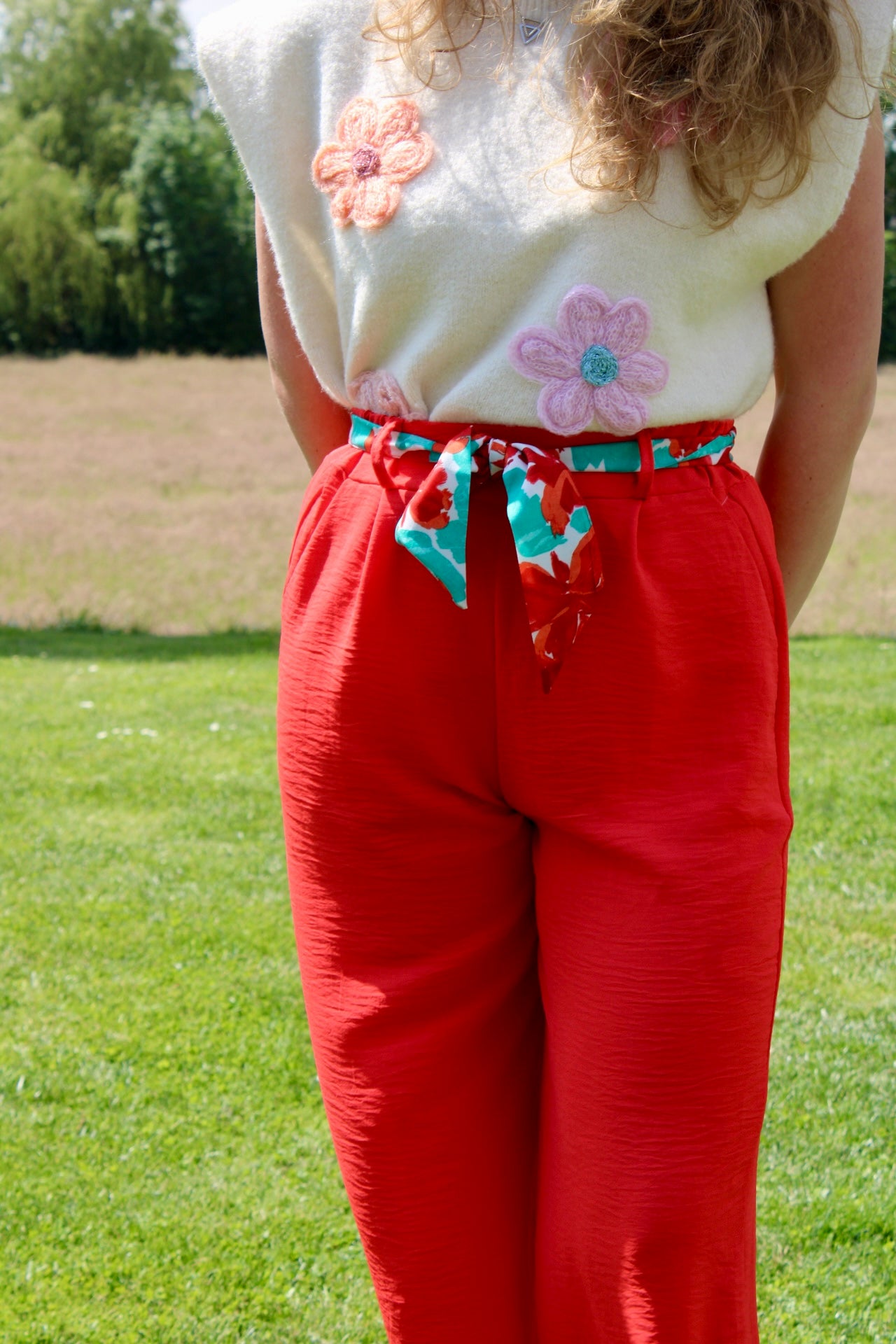 Pantalon fluide ceinturé rouge