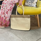 Sac cabas en paille : l'accessoire estival parfait pour une touche de naturelle et de chic lors de vos escapades en ville ou à la plage.