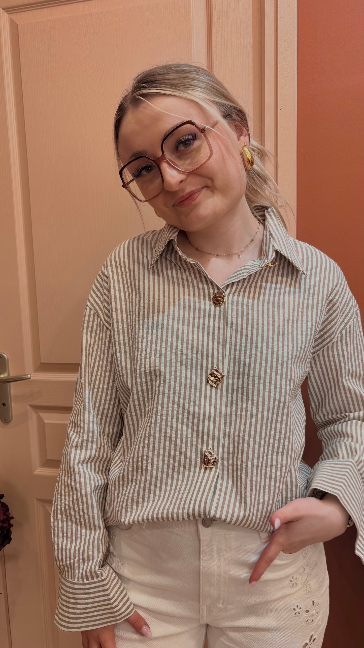 Chemise à rayures marron