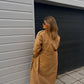 Veste longue en suédine camel