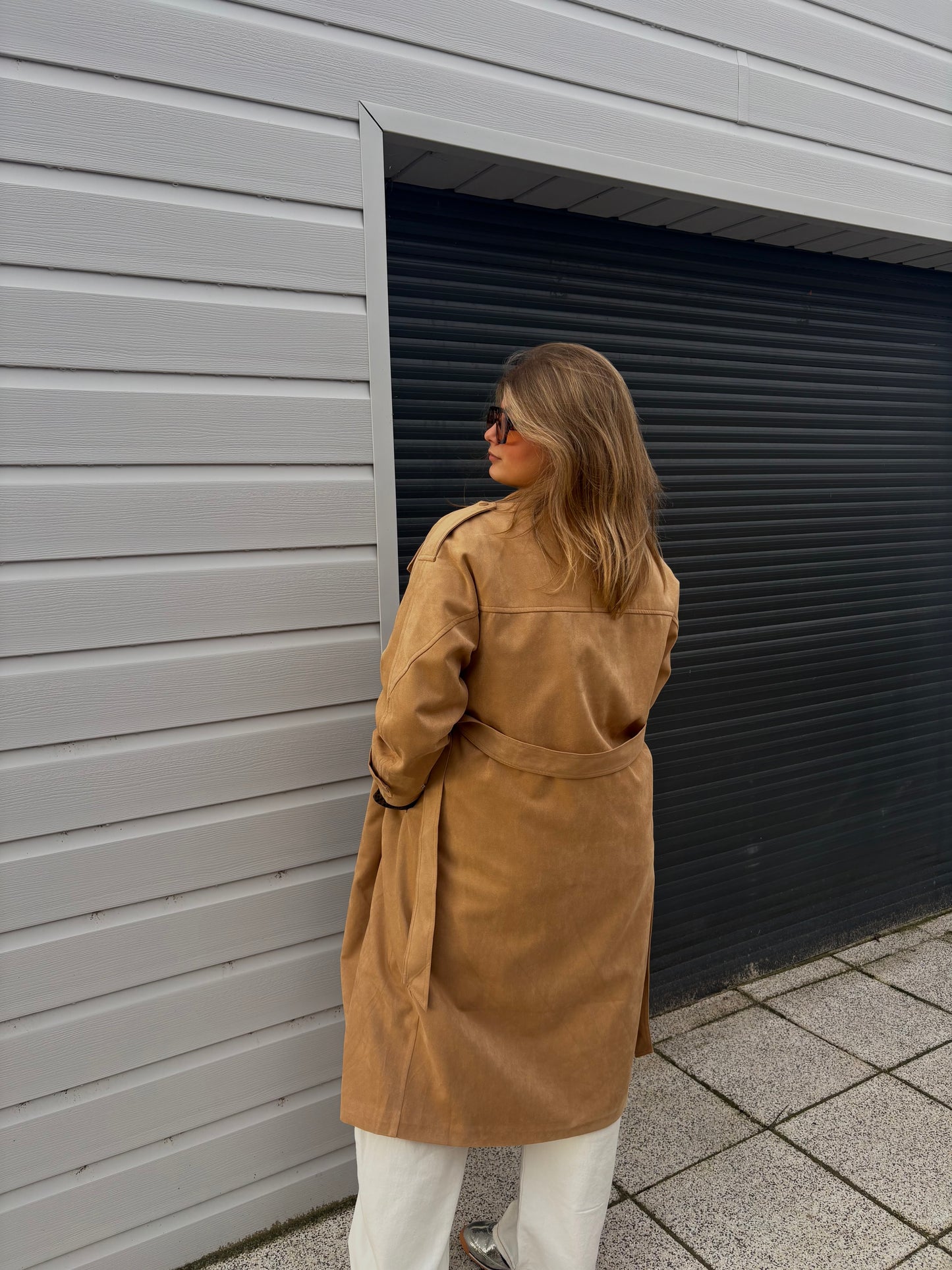 Veste longue en suédine camel