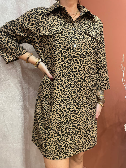 Robe courte léopard