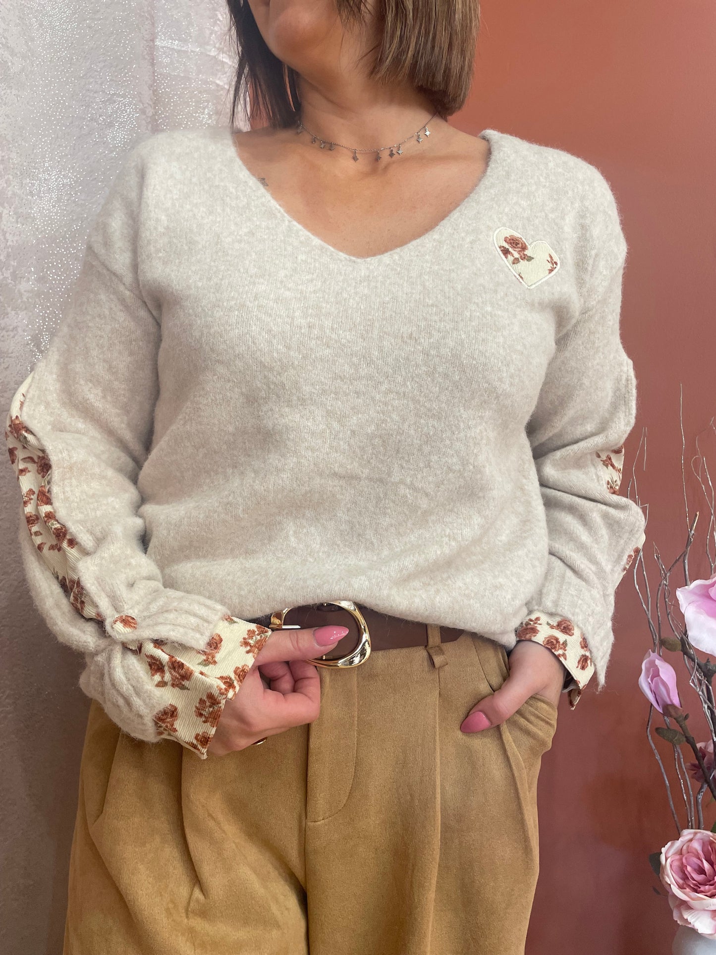 Pull beige coeur grande taille