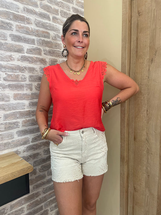 Short beige