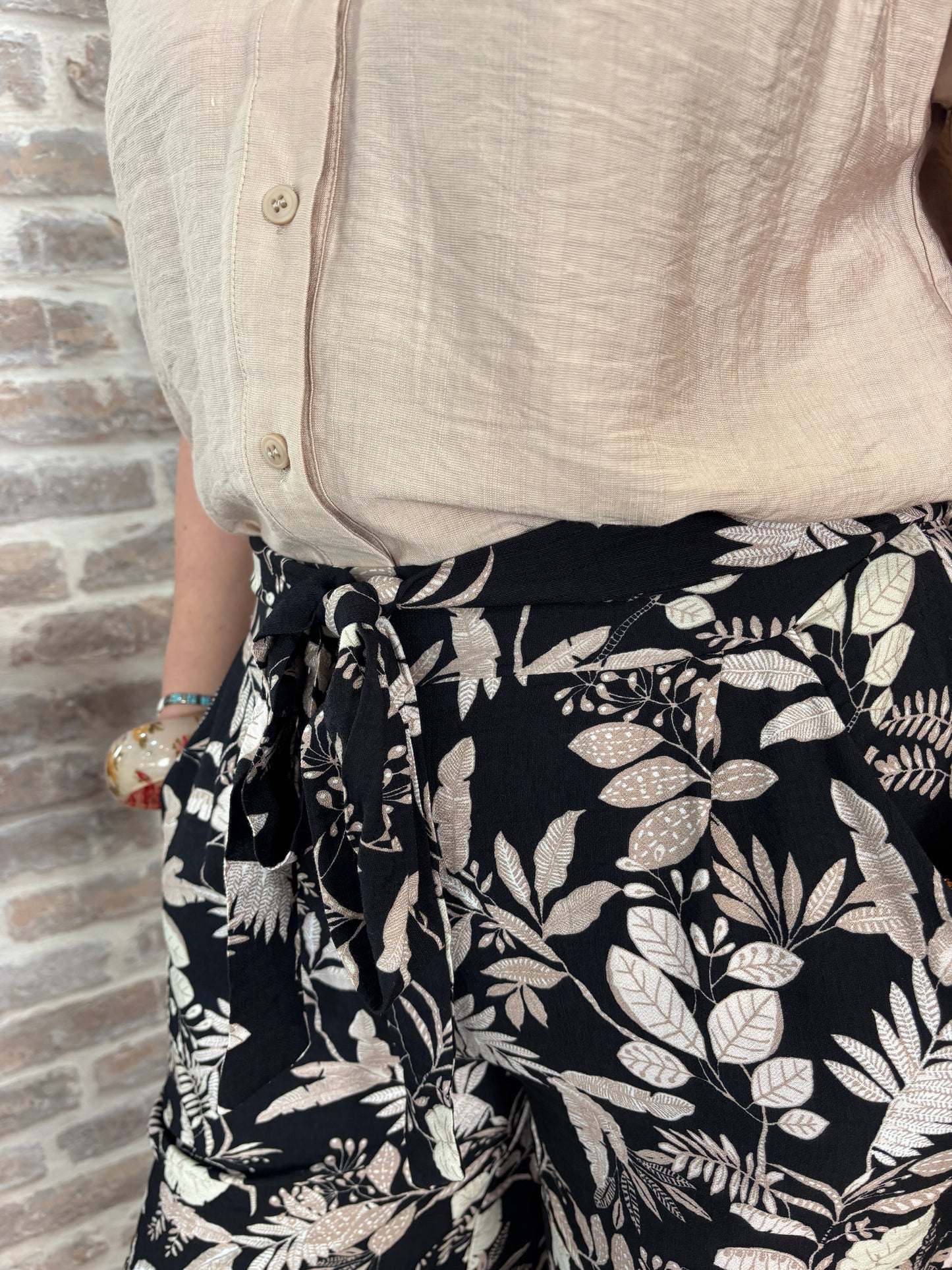 Pantalon fluide feuilles