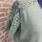 Top kaki dentelle CURVE