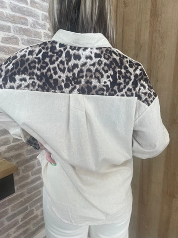 Chemise en lin léopard